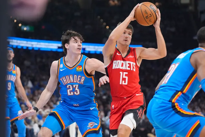 谢泼德一共, 赛中能否打, Bobby